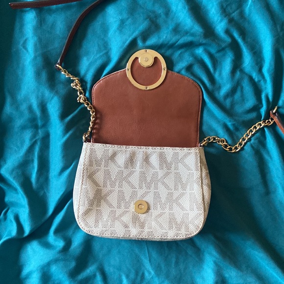 MICHAEL KORS CROSSBODY BAG - Picture 10 of 10